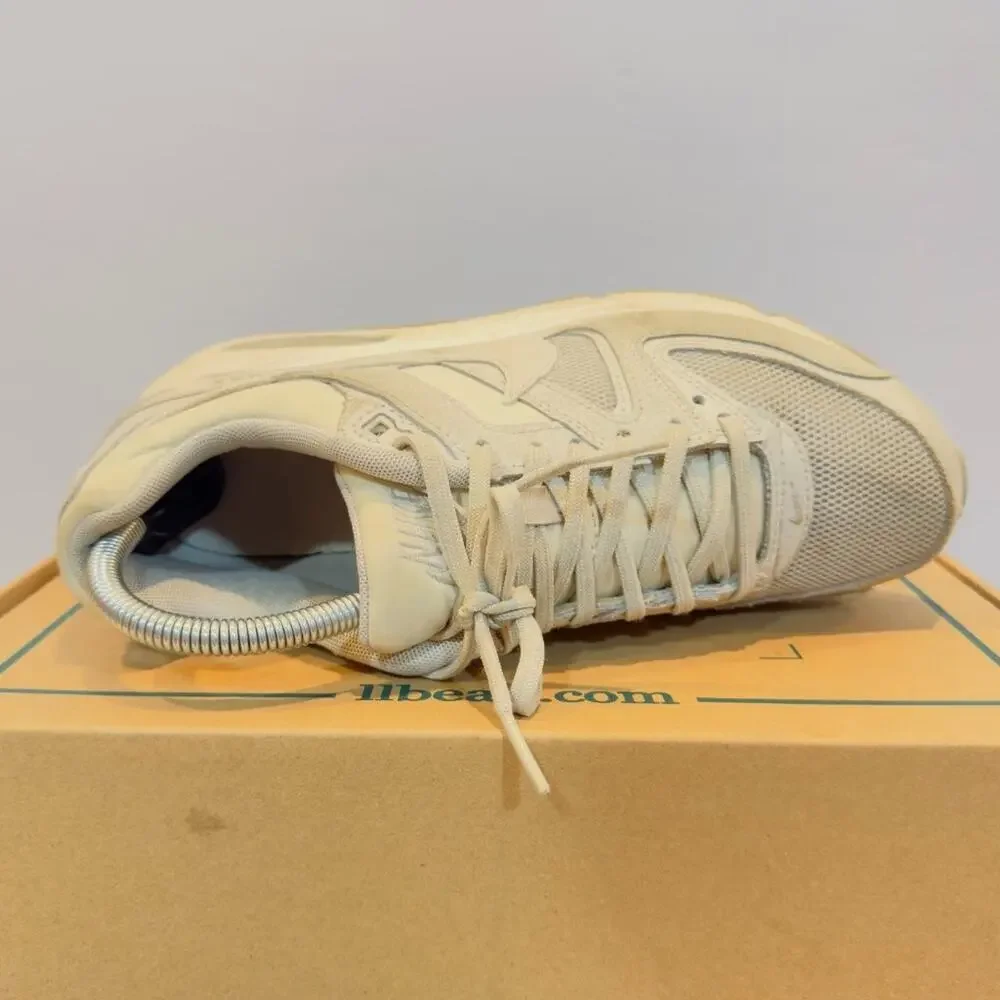 Nike Air Max Command Women's Size 8 Tan Everyday Comfort Casual Sneakers